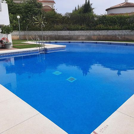 Apartment In Costa Del Sol With Large Terrace For 9 People Rincon de la Victoria Room photo