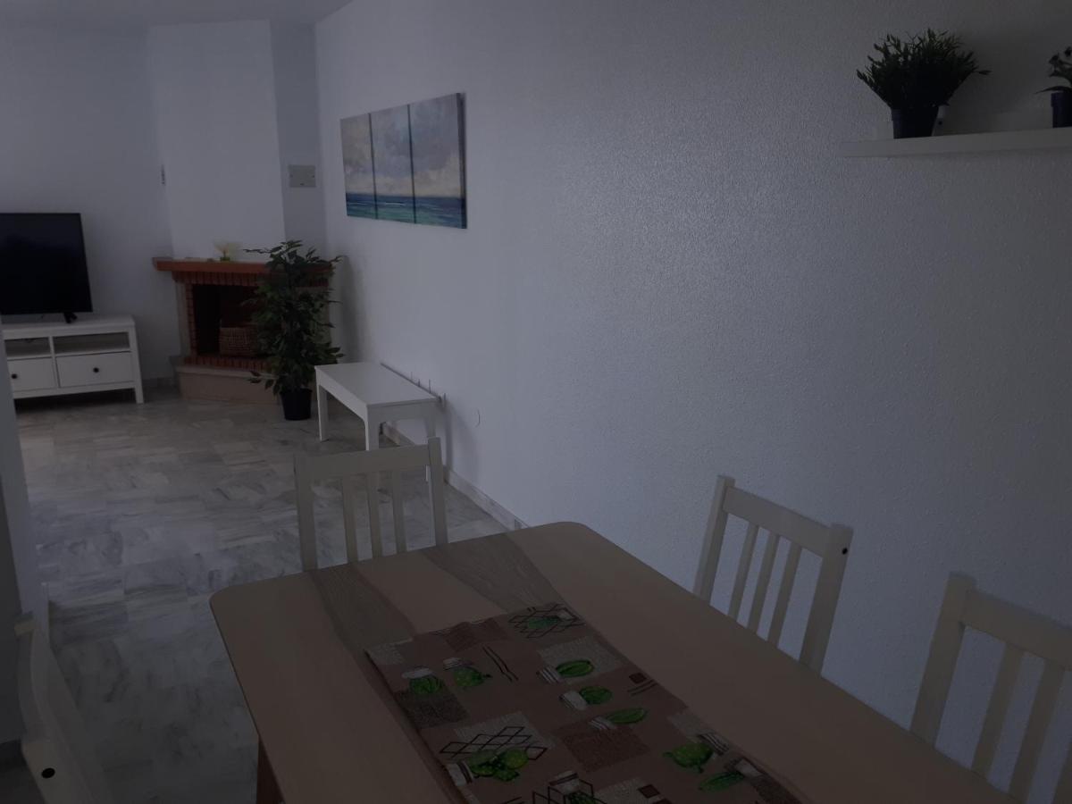 Apartment In Costa Del Sol With Large Terrace For 9 People Rincon de la Victoria Exterior photo