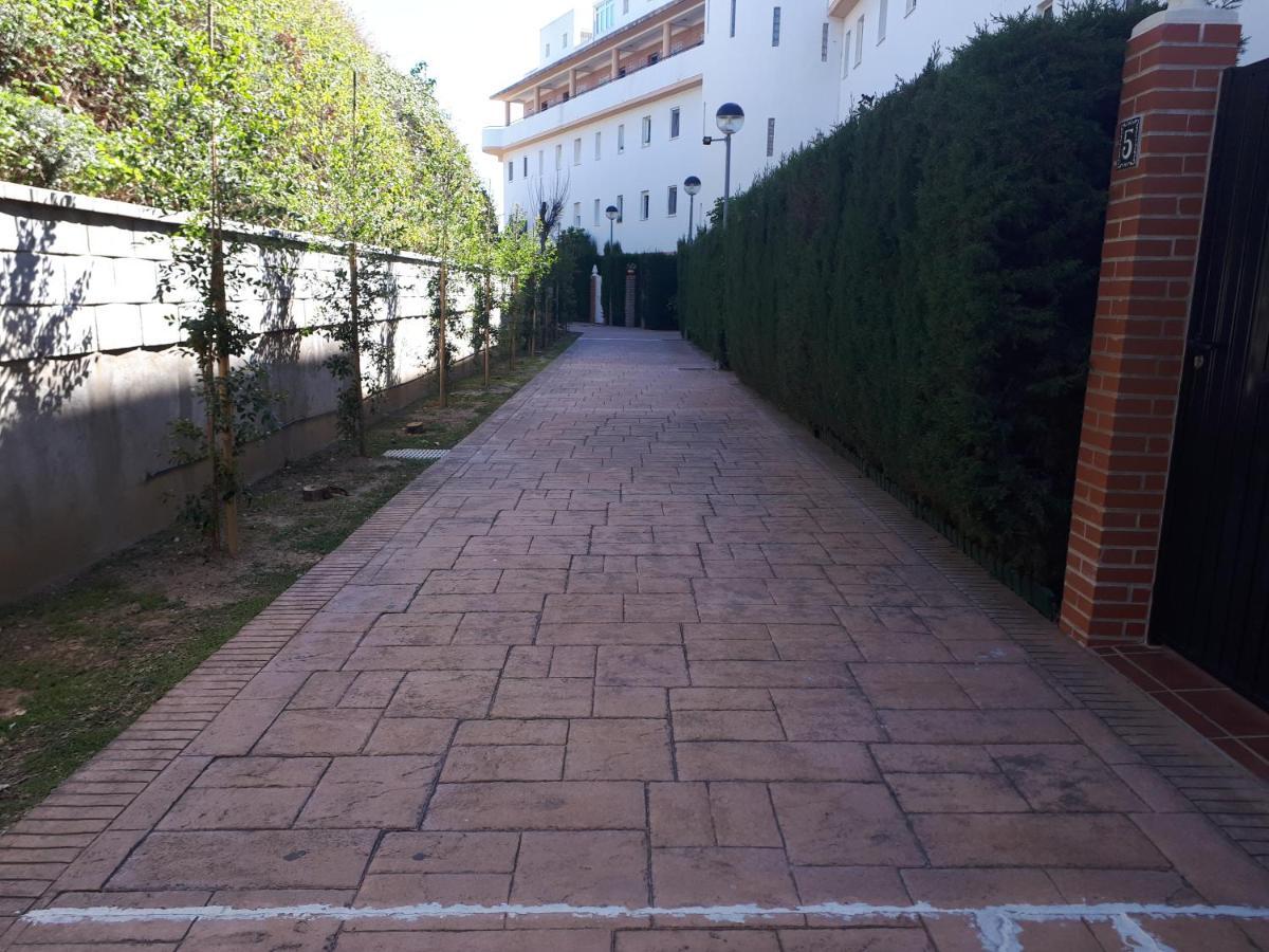 Apartment In Costa Del Sol With Large Terrace For 9 People Rincon de la Victoria Exterior photo